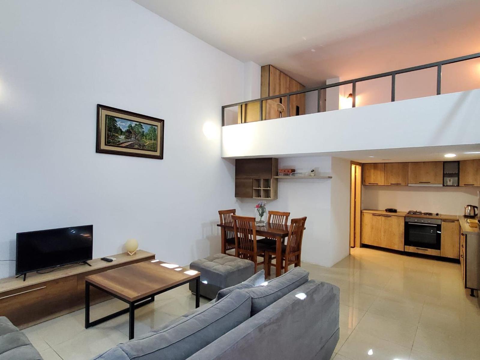 Summer Gate Apartment Sarandë Buitenkant foto