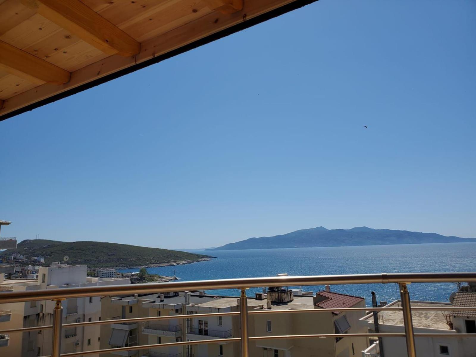 Summer Gate Apartment Sarandë Buitenkant foto