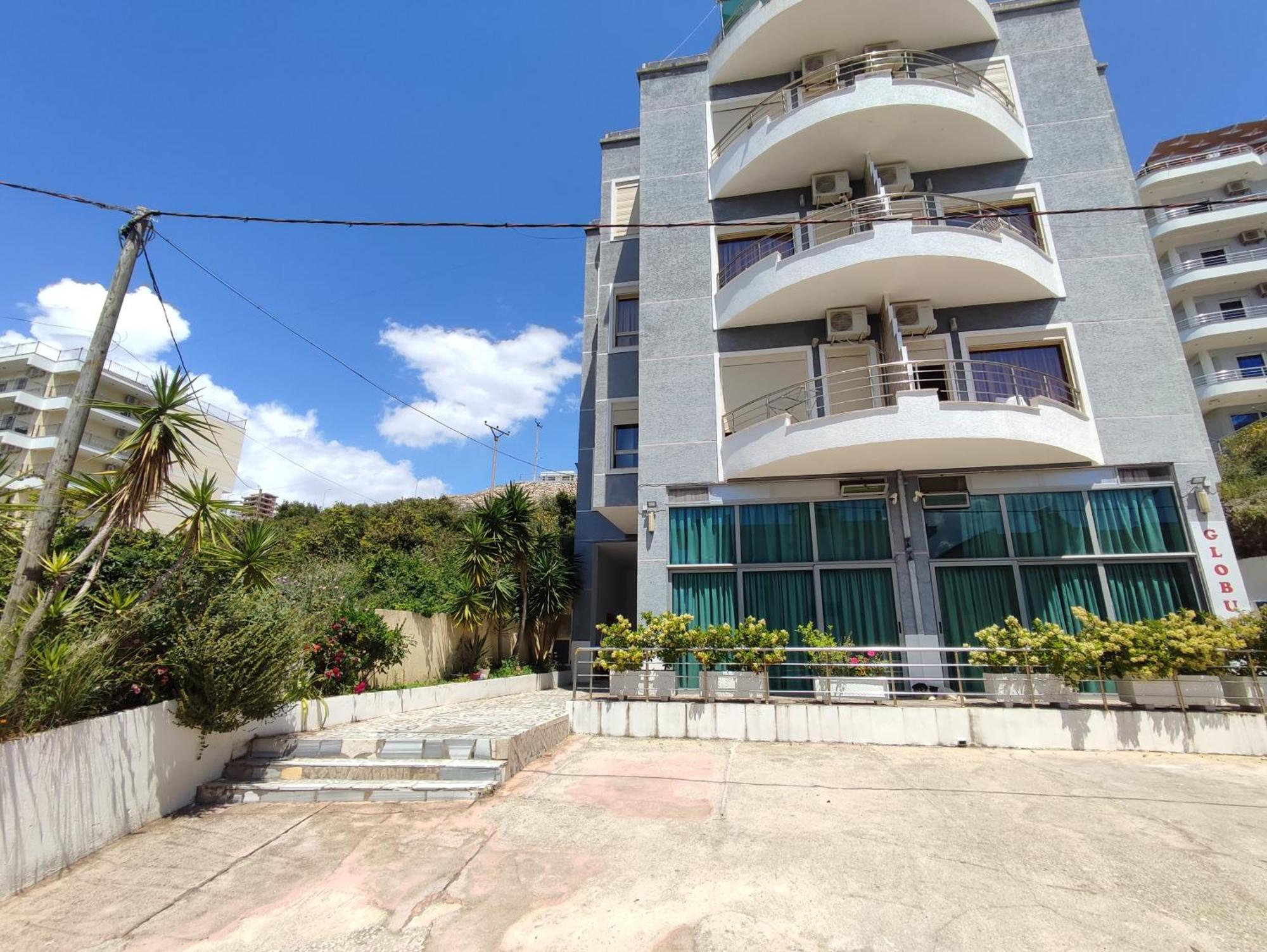Summer Gate Apartment Sarandë Buitenkant foto