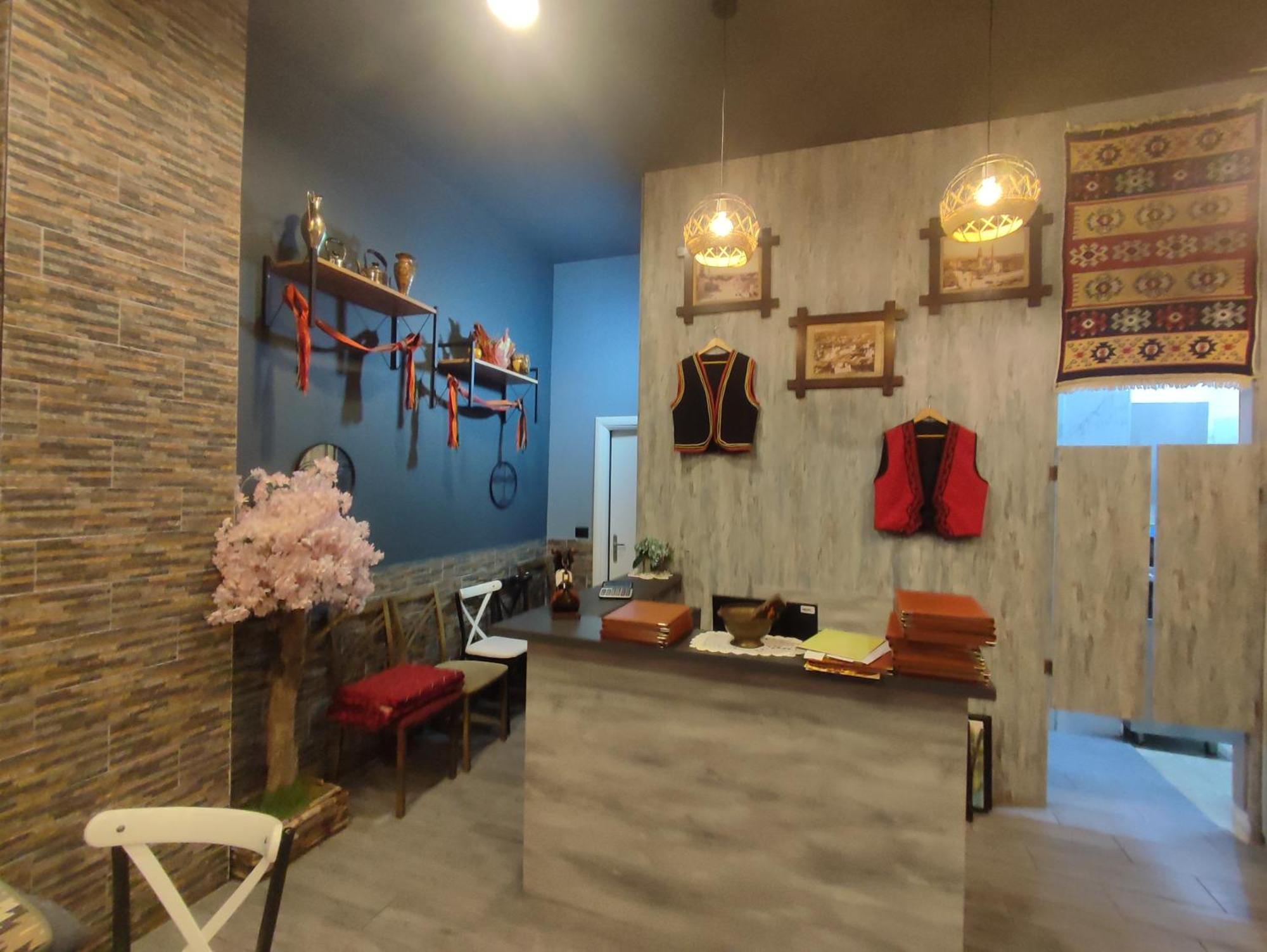 Summer Gate Apartment Sarandë Buitenkant foto